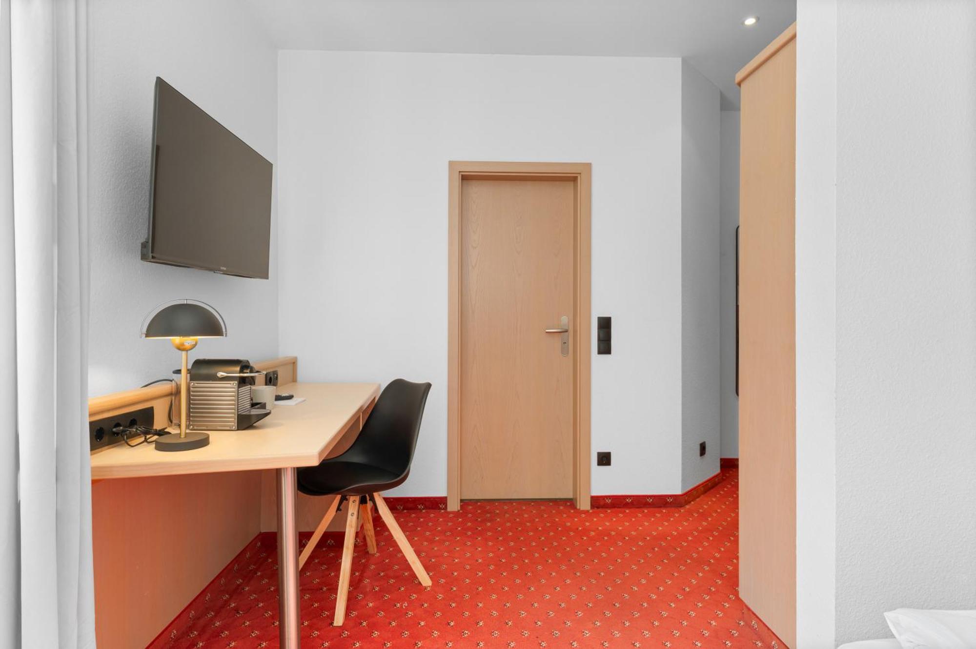 Steiners Hotel Airport-Messe Stuttgart Dış mekan fotoğraf